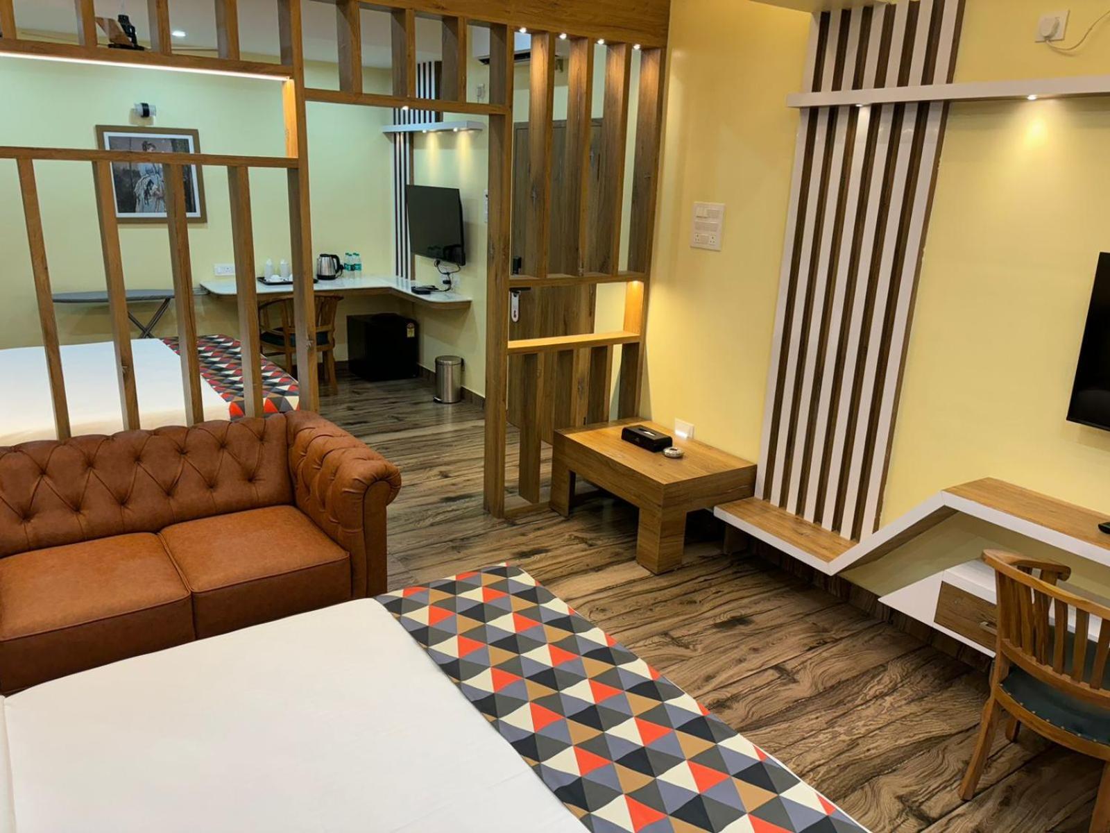 קוימבטור Forest Transit Hotel מראה חיצוני תמונה