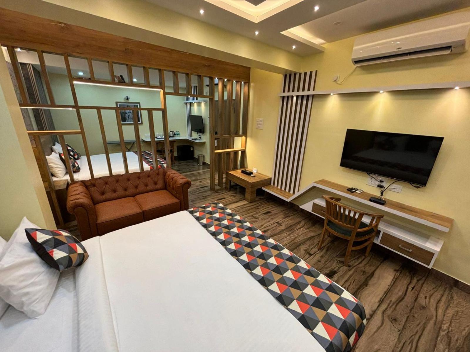 קוימבטור Forest Transit Hotel מראה חיצוני תמונה